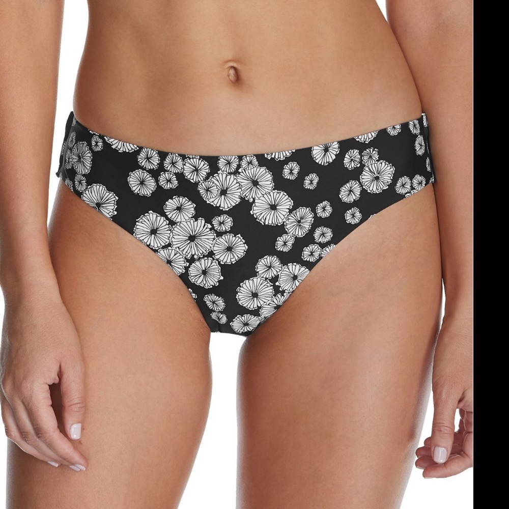 NWT Raisins Fiesta Bikini Swim Bottom Floral Daisy Black White Women’s Medium